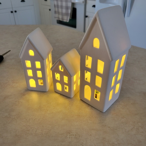 Source Unknown Accents Ceramic Light Up Houses Decor New Poshmark